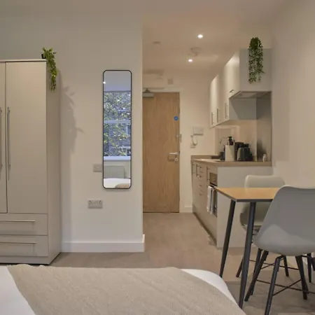 Redcross Flat 119 شقة بريستول